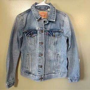 Levi’s denim jacket